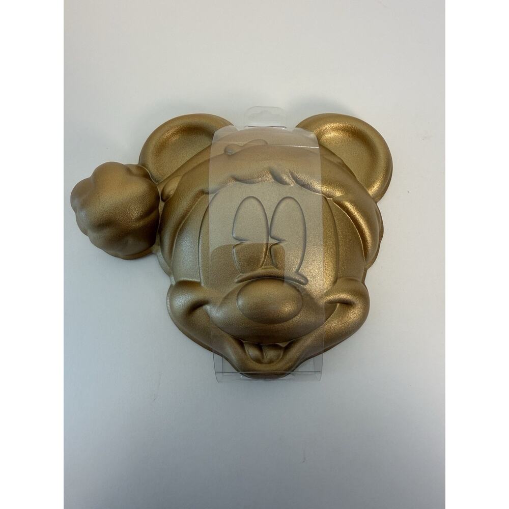 Disney Parks Christmas Holiday Santa Mickey Mouse Non Stick Jello Gelatin Mold